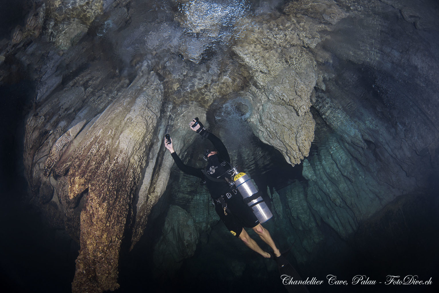 Chandelier Cave - Palau